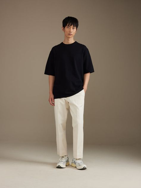 Basic Outfits Minimalist Wardrobe Men, Minimal Men Outfit, Men’s Loungewear, Minimal Fashion Men, Minimal Style Men, Tim Dessaint, Zara Men Outfits, Minimalist Wardrobe Men, Ootd Men Outfits