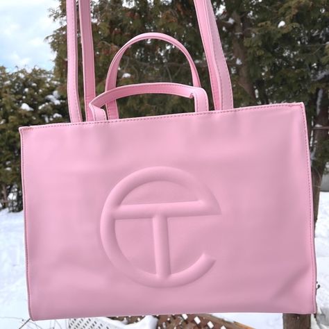 Authentic bubble gum pink medium Telfar bag Telfar Pink Bag, Pink Telfar Bag, Medium Telfar Bag, Pink Telfar, Medium Telfar, Telfar Bag, Telfar Handbags, Bubble Gum Pink, Bubblegum Pink