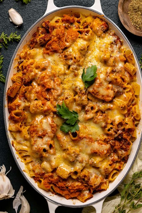 Spicy Pumpkin Pasta Bake | Simple Healthy Recipes, Complex Flavors | Orchids + Sweet Tea Recipes With Pumpkin Puree, Recipes With Pumpkin, Pumpkin Pasta Bake, Cheesy Pasta Recipes, Easy Fall Dinners, Cozy Fall Recipes, Pasta Noodle Recipe, Pumpkin Pasta, Easy Chicken Pot Pie