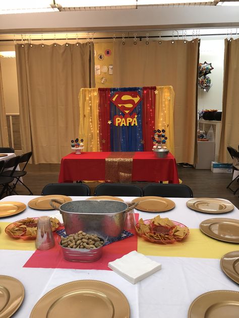 #superman #superpapa #superdad #happyfathersday #felizdiadelpadre #supermantheme #rosepartydecor Super Papa, 30th Bday, Super Dad, Sunday School Crafts, School Crafts, Sunday School, Decoration Ideas, Dean, Superman