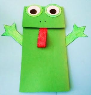 Askarteluidea paperipussista/ Pesach:  Frog Paper Bag Puppet Crafts Project from Learning Ideas Frog Puppet, Frog Craft, Passover Crafts, Frog Activities, Bag Puppet, Storytime Crafts, Paper Bag Crafts, Frog Theme, Paper Bag Puppets