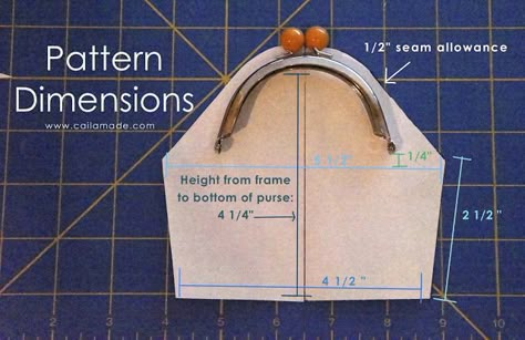 Clutch Bag Tutorial and Pattern Clutch Bag Tutorial, Clutch Bag Pattern, Handbag Tutorial, Coin Purse Pattern, Clutch Pattern, Quilted Bags, Purse Tutorial, Sewing Bags, Frame Purse