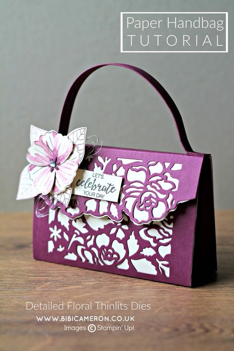 Paper Gift Bags Ideas, Handbag Cards, Diy Paper Purses, Bibi Cameron, Paper Purses, Handbag Tutorial, Handbag Card, Thinlits Dies, Paper Purse