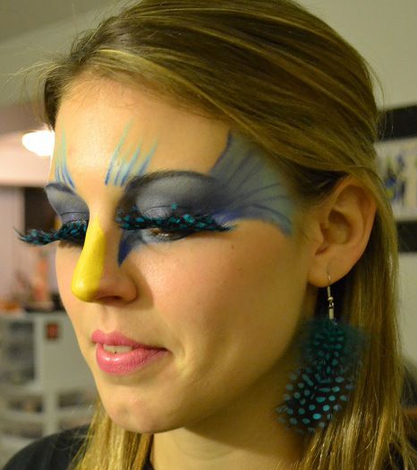 amazing bird makeup! Bird Beak Makeup, Blue Bird Makeup, Parrot Makeup, Chicken Makeup, Duck Makeup, Musical Makeup, Seussical Jr, Shrek Jr, Seussical Costumes