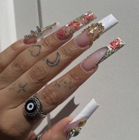 Bell Bottom Nails, Virgin Mary Nails Long, Kali Uchis Aesthetic Nails, Nails Rose Design, Xxl Nail Ideas, White Nail Aesthetic, Lowrider Nail Designs, Lowrider Nails, 200s Nails