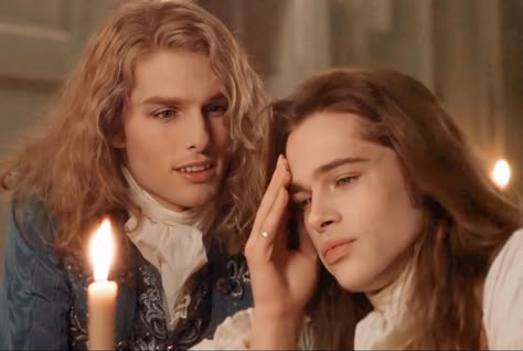 Interview With The Vampire 1994 Lestat, Louis And Lestat 1994, Lestat And Louis 1994, Vampire Painting Victorian, Tom Cruise Lestat, The Vampire Chronicles Fanart, 1800s Vampire, Lestat Fanart, Lestat 1994