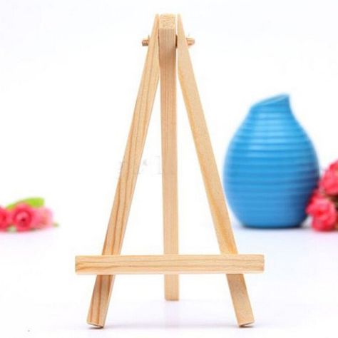 Günstige 8*15 cm Mini Holz Künstler Stativ Malerei Staffelei Für Foto Malerei Postkarte Display Halter Rahmen Nette Schreibtisch Dekor, Kaufe Qualität Rahmen direkt vom China-Lieferanten: 8*15 cm Mini Holz Künstler Stativ Malerei Staffelei Für Foto Malerei Postkarte Display Halter Rahmen Nette Schreibtisch Dekor Genießen Sie ✓ Kostenloser Versand weltweit! ✓ begrenzte Zeit Verkauf ✓ einfache Rückkehr Card Stand Display, Wood Wedding Table, Painting Easel, Postcard Display, Decoration Business, Cute Desk Decor, Diy Desk Decor, Mini Easel, Artist Easel