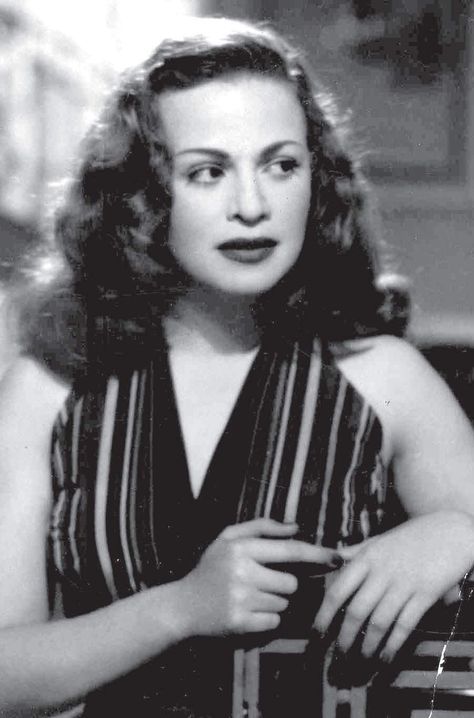 Hind Rostom 80 Movies, Egyptian Movies, Egyptian Beauty, Egyptian Women, Egyptian Actress, Old Egypt, I Love Cinema, Most Beautiful Eyes, Egyptian Culture