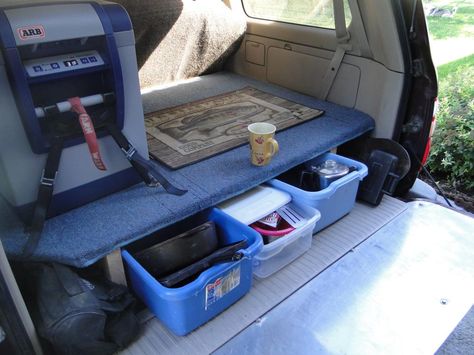 building storage/drawers into an SUV Diy Storage Trunk, Car Camping Organization, Suv Storage, Car Camping Essentials, Red Boxes, Suv Tent, Suv Camping, Truck Tent, Suv For Sale