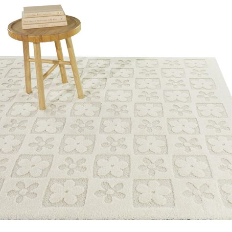 Alyson Modern Floral Area Rug - Bed Bath & Beyond - 39875056 Soft Nursery Rug, Daisy Rug, Baby Baker, Nursery Area Rug, Floral Area Rug, Flower Rug, Nursery Rug, Cream Area Rug, Floral Area Rugs