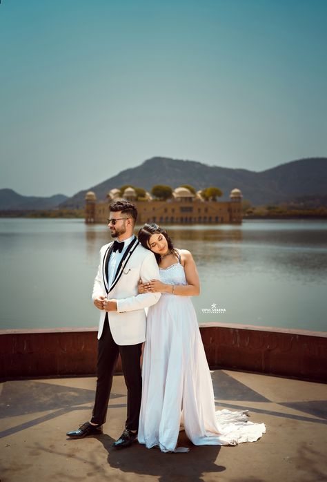 Sanchit x Sanskruti ❤️ MUA : @shanayas_artistry @vipulsharmaphotography Location. : Jal Mahal, Jaipur, Rajasthan For queries : +91-9780070970 #jaipur #dumpingground #patrikagate #amerfort #nahargarhfort #kishangarh #jaipurfort #jaipurdiaries #rajasthan #raju #prewedding #jalmahal #jalmahaljaipur #relationshipgoals #relationship #rajasthantourism #rajasthandiaries #rajasthanisong #jaipurcity #jaipurphotography #jaipurlove #rajasthantrip #royalcouple #punjabicouple #couplegoals❤ Prewedding Couple Poses, Pre Wedding Poses Outdoor, Jal Mahal Jaipur, Jal Mahal, Pre Wedding Photoshoot Props, Bride Photos Poses, Photoshoot Outdoor, Bride Photos, Wedding Photoshoot Props