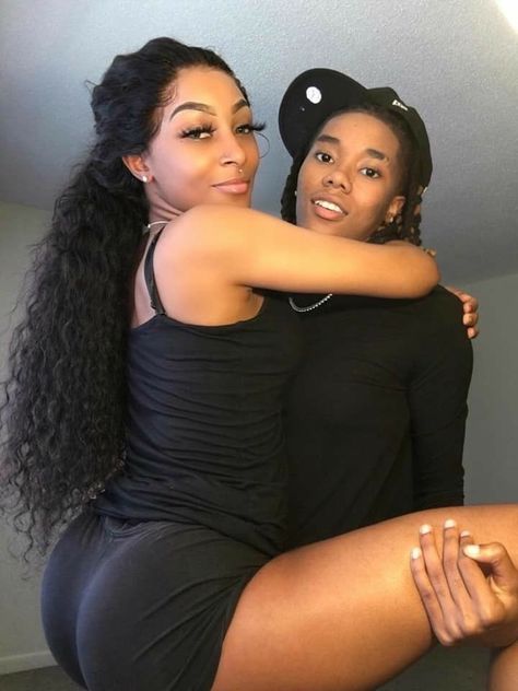 Black Lesbian Studs, Fem Lesbian, Stud Lesbians, Ebony Love, Gangster Girl, Love Girlfriend, Cute Piercings, Cute Couple Outfits, Girlfriend Goals