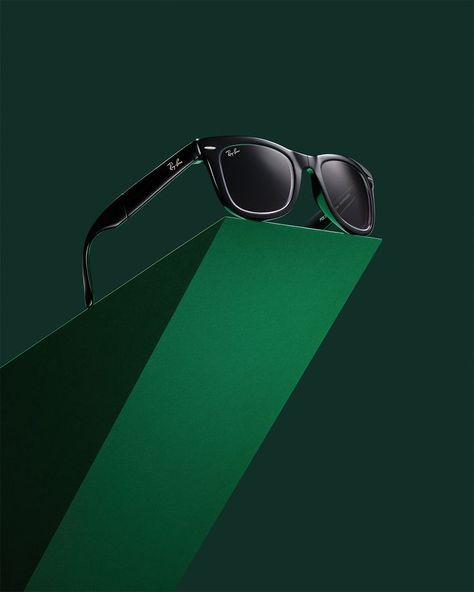 Spring Advertising, Eyewear Advertising, Eyewear Photography, Glasses Inspiration, Cool Shades, Ray Ban Sunglasses Wayfarer, Photographer Logo, Eyewear Trends, Ray Ban Wayfarer