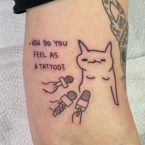 George feels overwhelmed by the life of a celebrity . . . . . . #tatuaż #memetattoo #tattoo #tattoos #celebrity #interview #catlover… | Instagram Sacred Geometry Tattoo, Frog Tattoos, Weird Tattoos, 3d Tattoos, E Tattoo, 3d Tattoo, Guy Stuff, Ink Master, Funny Tattoos