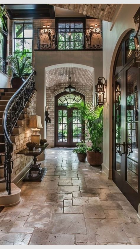 Arched Doorways, Taman Air, Hacienda Style Homes, Dream Life House, Hacienda Style, Spanish Style Homes, Dream House Rooms, Mediterranean Home, Spanish House