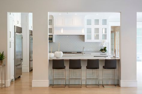 Kitchen With Column, Kitchen Island With Columns, Kitchen Columns, Kitchen With White Cabinets, Kitchen Layouts With Island, White Shaker Cabinets, Small Space Kitchen, Custom Kitchens, Grey Kitchens