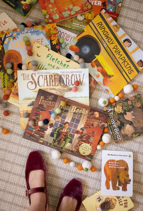 How To Create A Happy Fall Bookshelf - Ashley Brooke Fall Bookshelf, Small Stuffed Animals, Ashley Brooke, Happy Books, How To Hang, Framed Quotes, Cozy Nook, Book Themes, Book Nooks