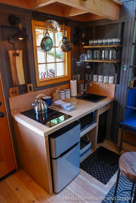 charlies_treehouse_kitchen Shed With Kitchenette, Dry Cabin Kitchen, Mini Kitchenette Small Spaces, Tiny Home Kitchenette, Rustic Kitchenette, Guest Bunkie, Tiny Cabin Kitchen, Tiny House Kitchen Ideas, Tiny Home Kitchen