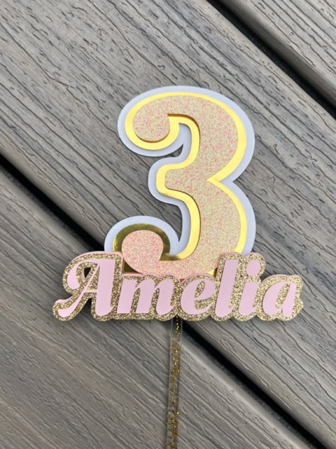 Cake Topper Cricut, Paper Cake Topper, 3rd Birthday Cake, Topper Name, Cricut Cake, Name Decorations, Cricut Birthday, Name Cake Topper, Cake Topper Ideas