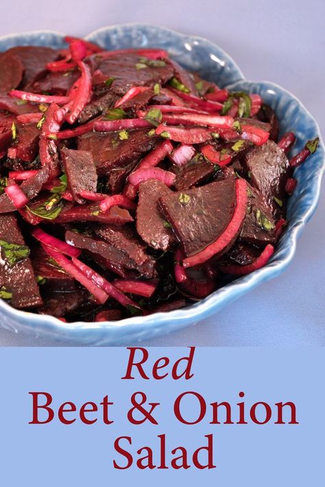 Beet Salads, Red Beets Salad, Moroccan Vegetables, Moroccan Salad, Red Onion Recipes, Beet Salad Recipes, Beetroot Salad, Red Onion Salad, Beet Recipes