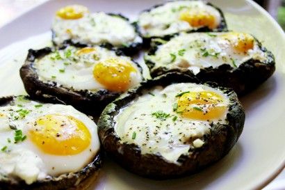 Portabella Mushroom, Menu Sarapan Sehat, Stuffed Portabella Mushrooms, Breakfast And Brunch, Think Food, Snacks Für Party, Food Blogs, Deviled Eggs, An Egg