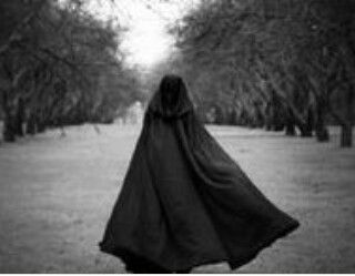 Cloak Aesthetic, Wizard Robes, Queen Aesthetic, Hooded Cloak, Princess Aesthetic, Medieval Fashion, Fantasy Aesthetic, Dark Photography, Niqab