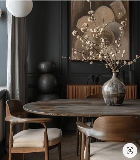 Rustic Dining Room Ideas, Japandi Dining Room Design, Parisian Dining Room, Dining Room Decor Rustic, Moody Home Decor, Chairs For Dining Room, Best Chairs, Dining Room Decorating, Dark Dining Room