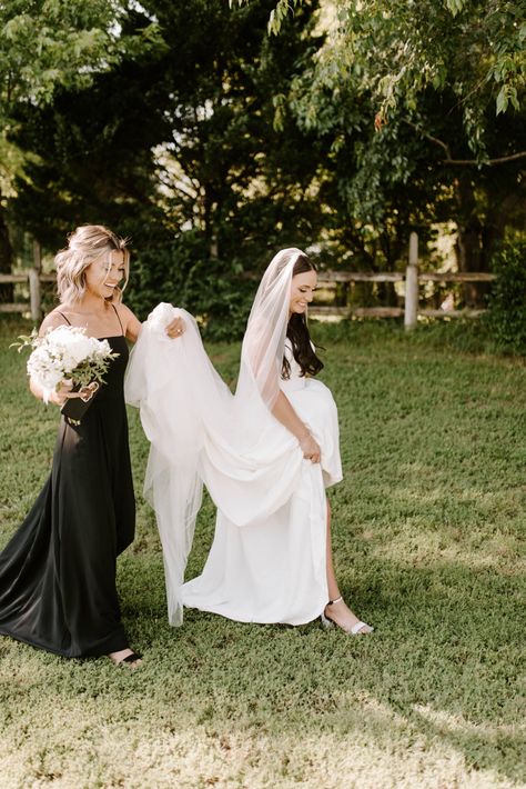 Maid Of Honor Only Wedding, Bride And Jr Bridesmaid Pictures, Maid Of Honor Pics With Bride, Bride With Individual Bridesmaid, Wedding Photos With One Bridesmaid, Wedding Pictures Maid Of Honor, Wedding Photo Maid Of Honor, Wedding Picture Ideas With Maid Of Honor, Brides And Maid Of Honor Pictures