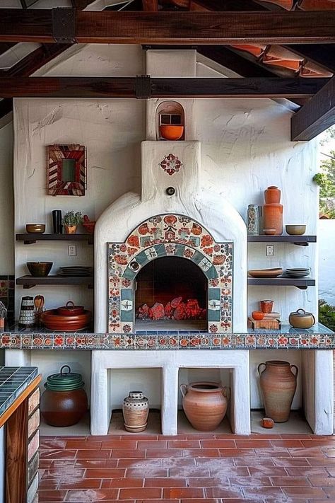 Spanish Mediterranean Kitchen, Spanish Kitchen Design, Spanish Style Kitchen, Spanish Kitchen, Spanish Home Decor, Hacienda Style Homes, Luxury Door, Mediterranean Kitchen, Modern Mexican