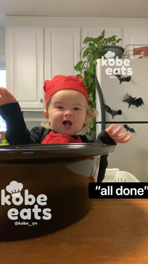 KOBE EATS on Instagram: “This was G O O D!! I love all things with bread lately 🤣 and I think the biscuits on the side add the perfect touch! This was a first…” Kobe Eats, Crockpot Chicken Alfredo, Yogurt Covered Pretzels, Scary Food, Baby Chef, Fruit Parfait, Chicken Alfredo, Baby Videos