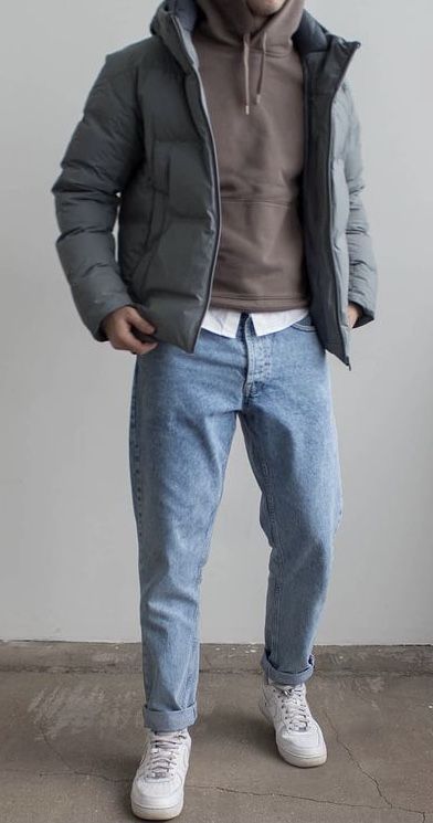 Winter Outfits Men Streetwear, Office Old Money, Old Money Fashion, Outfits Men Streetwear, Men Winter Jacket, Mens Smart Casual Outfits, Money Fashion, Fall Outfits Men, Street Style Outfits Men