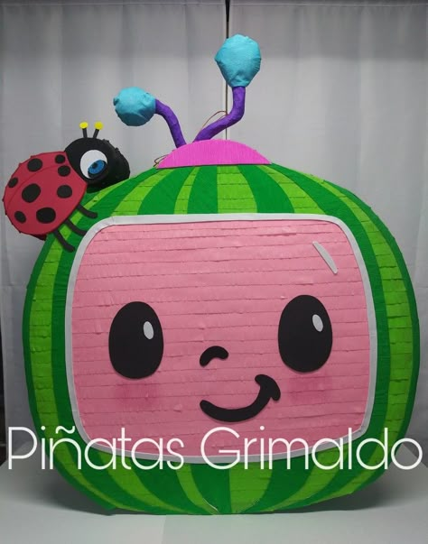 Cocomelon piñata / Piñata de Cocomelon #PiñatasGrimaldo Coco Melon Pinata, Cocomelon Pinata Diy, Cocomelon Pumpkin, Cocomelon Pinata, Cocomelon Party Ideas, Birthday Tarpaulin Design, Cocomelon Theme, Baby Birthday Party Theme, Coco Melon