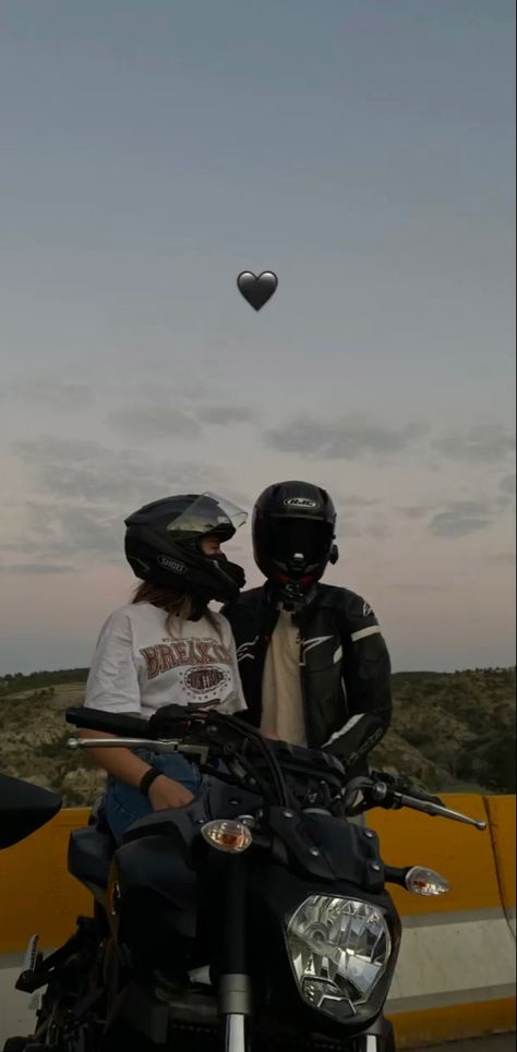 Couple Bike Aesthetic, Racing Couple Aesthetic, Bike Couple Aesthetic, Biker Couple Aesthetic, Motorcycle Couple Aesthetic, Couple Riding Bike Aesthetic, Couple Bikers Aesthetic, Biker Couple Photography, Motorbike Couple Aesthetic