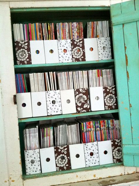 Sheet Music Storage, Magazine Display, Magazine Organization, Music Storage, Magazine Storage, Organization Station, Clutter Organization, Home Organisation, Book And Magazine