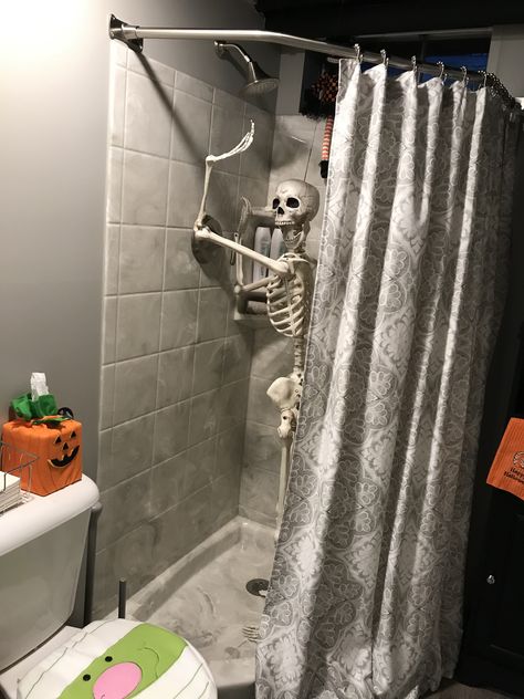 Skeleton On Toilet, Spooky Shower Curtain, Cute Halloween Shower Curtain, Skeleton Throw Blanket, Skull Shower Curtain, The Shower, Halloween Wedding, Clawfoot Bathtub, Basic Shower Curtain