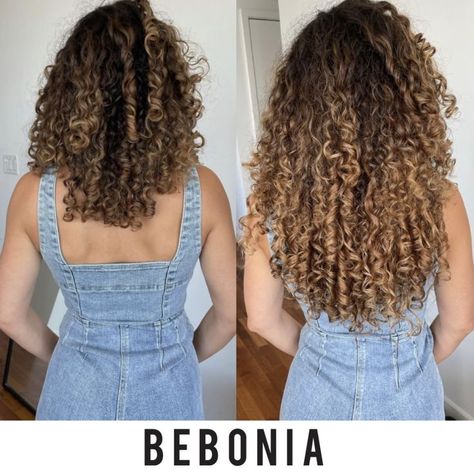 Blonde Highlights Curly Hair, Curly Hair Dos, Hair Extensions Curly, Wedding Hairdo, Super Curly Hair, Hair Extension Care, Highlights Curly, Curly Color, Curly Extensions