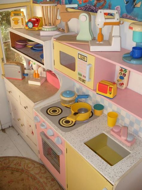 1000+ images about play house on Pinterest | Playhouse Plans ... Outdoor Play House, Girls Kitchen Set, Baby Play House, Cubby House Ideas, Playhouse Interior, Playhouse Plans, Build A Playhouse, Lovely Kitchen, Wendy House