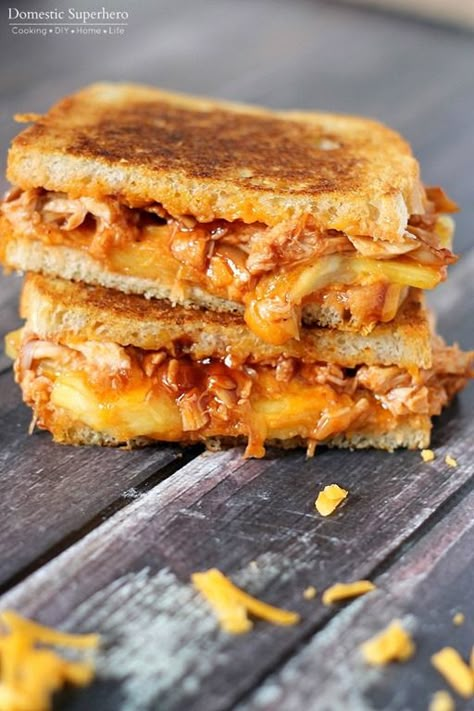 bbq chkn|pineapple grilled cheese Pineapple Grilled Cheese, Toast Hawaii, Chicken Pineapple, Grill Cheese Sandwich Recipes, Cheese Sandwich Recipes, Grilled Cheese Sandwiches, Grilled Cheese Recipes, Pineapple Chicken, Grilled Sandwich