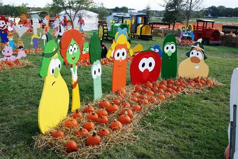 pumpkins-flowermound Veggie Tales Cake, Veggie Tales Birthday Party, Veggie Tales Characters, Veggie Tales Birthday, Veggie Tales Party, Pastor Anniversary, Vintage Christmas Toys, Old Cartoon Shows, Kids Magazine