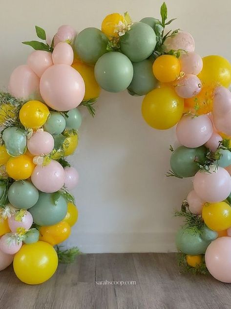 Ready to add an unforgettable touch to your Easter celebration? Feast your eyes on these whimsical Easter Balloon Arch Ideas that can make your gathering truly stand out. Click the link to be inspired!" Easter Balloons Ideas, Easter Balloon Arch, Balloon Arch Ideas, Floral Balloon Arch, Easter Balloons, Garland Balloon, Balloons Ideas, Polka Dot Balloons, Butterfly Balloons