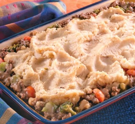 Quick & Easy Shepherd's Pie Recipe | Campbell's Kitchen Beef Bake, Ground Venison Recipes, Campbells Recipes, Deer Recipes, Mashed Potato Casserole, Ground Venison, Deer Meat Recipes, Shepherds Pie Recipe, With Mashed Potatoes