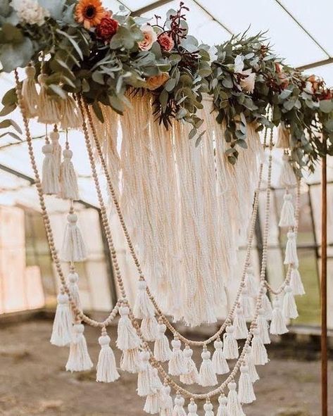 Pola Macrame, Macrame Wedding Backdrop, Jackson Hole Wedding, Rustic Wedding Decorations, Boho Decoration, Wedding Greenery, Macrame Wedding, Boho Wedding Inspiration, Stil Boho