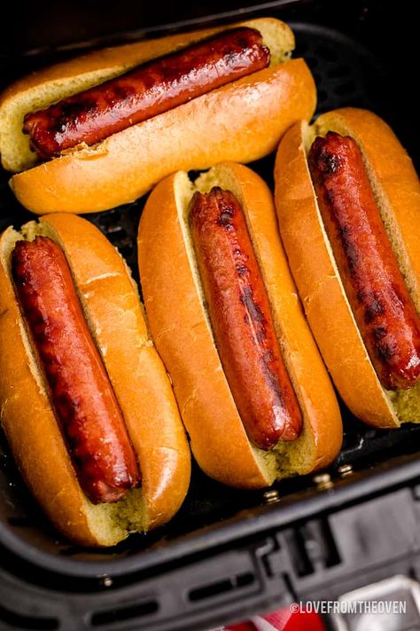 Air Fryer Hot Dogs, Fried Hot Dogs, Making Hot Dogs, Small Air Fryer, Grilling Hot Dogs, Hot Dog Toppings, Pulled Pork Leftovers, Beef Hot Dogs, Air Fryer Oven Recipes