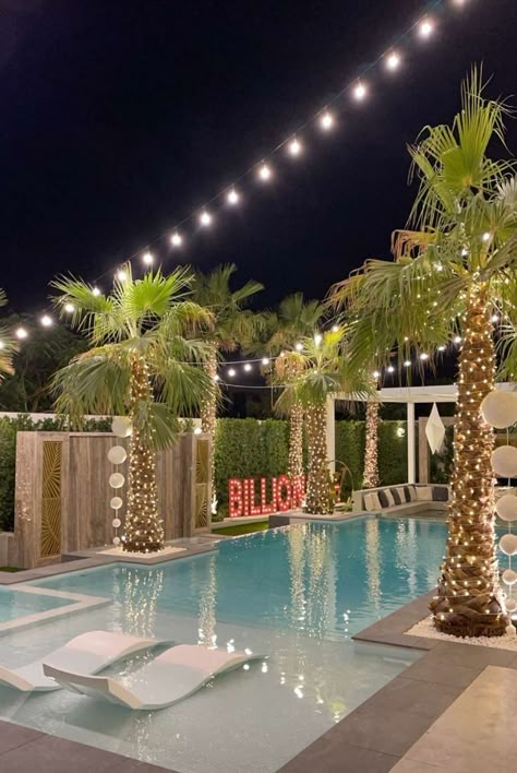 Pool Lighting Ideas, Lightning Ideas, Aesthetic Lighting, Pool Lighting, Tree Decor Ideas, Best Aesthetic, Decoration Lights, Floating Lights, Lighting Trends