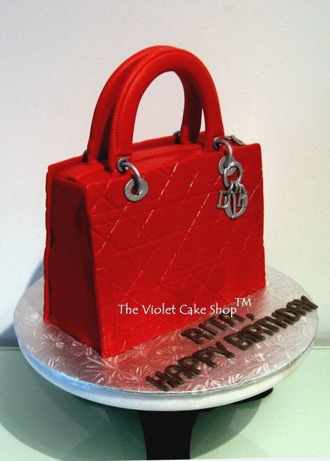 LADY DIOR Purse Cake - by thevioletcakeshop @ CakesDecor.com - cake decorating website Purse Cakes, Violet Cakes, Handbag Cakes, Dior Purse, Purse Cake, Handbag Cake, Beautiful Cake Designs, Cake Kit, Cakes For Women