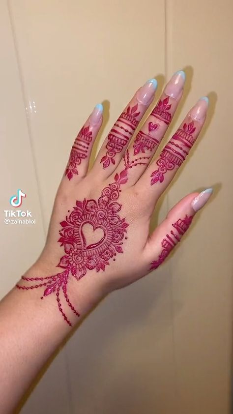 Henna Ink Tattoo, Pink Henna Designs, Henna Rose, Heart Henna Tattoo, Henna Heart Designs, Heart Henna Designs, Heart Shaped Henna Designs, Heart Henna, Pink Henna