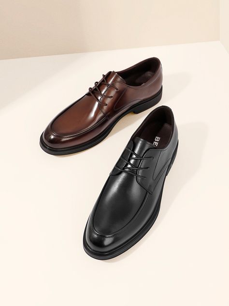 Cooperate Shoes Men, Gents Shoes, Black Leather Dress Shoes, Mens Smart Casual Outfits, Latest African Men Fashion, Shoes Formal, Trendy Shoes Sneakers, Classy Outfits Men, Mercedes Models