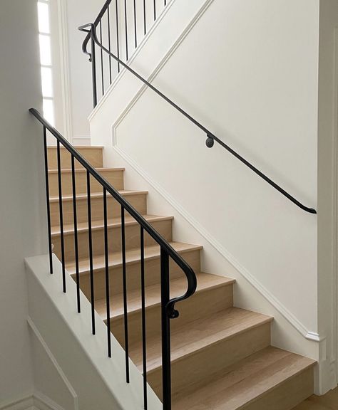 Iron Staircase Railing, Black Stair Railing, Indoor Railing, Metal Stair Railing, Emily Schuman, Wrought Iron Stair Railing, Staircase Railing Design, Iron Staircase, Iron Stair Railing