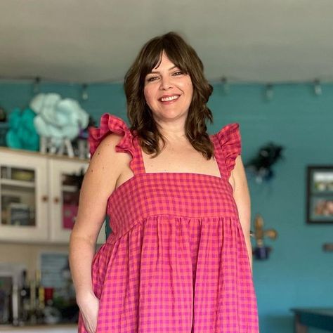 Kathryn D on Instagram: "I’m entering my romper era 😎 The #TateRomper is finally here! If you’re looking for a fresh take on a wardrobe staple and (really really) big leg energy, the Tate’s got you covered. This is the fantastic debut pattern from @smallmuseum_ , in collaboration with the always incredible @jessilous_closet. 

And what a debut it is! I’ve been totally awed by all the creativity coming out if the sewing community lately and the Tate is Next Level Creative. It has clean and simple lines but so much personality. It looks like a maxi dress but has the cavorting-ease of pants. 💃🕺Basically, it’s perfect, and I’m a little obsessed (I’ve already made two).

I was so lucky to be included in the testing group for the Tate and had an absolute blast. The pattern includes two strap Big Legs, Simple Lines, Coming Out, Next Level, Wardrobe Staples, Let Me, Rompers, Maxi Dress, The Incredibles