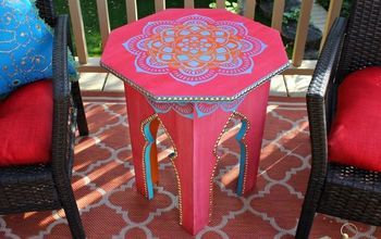 moroccan side table build Moroccan Decor Diy, Moroccan Decor Bedroom, Rustic Chic Bedroom, Moroccan Side Table, Moroccan Table, Moroccan Bedroom, Moroccan Home Decor, Diy Side Table, Chic Bedroom Decor